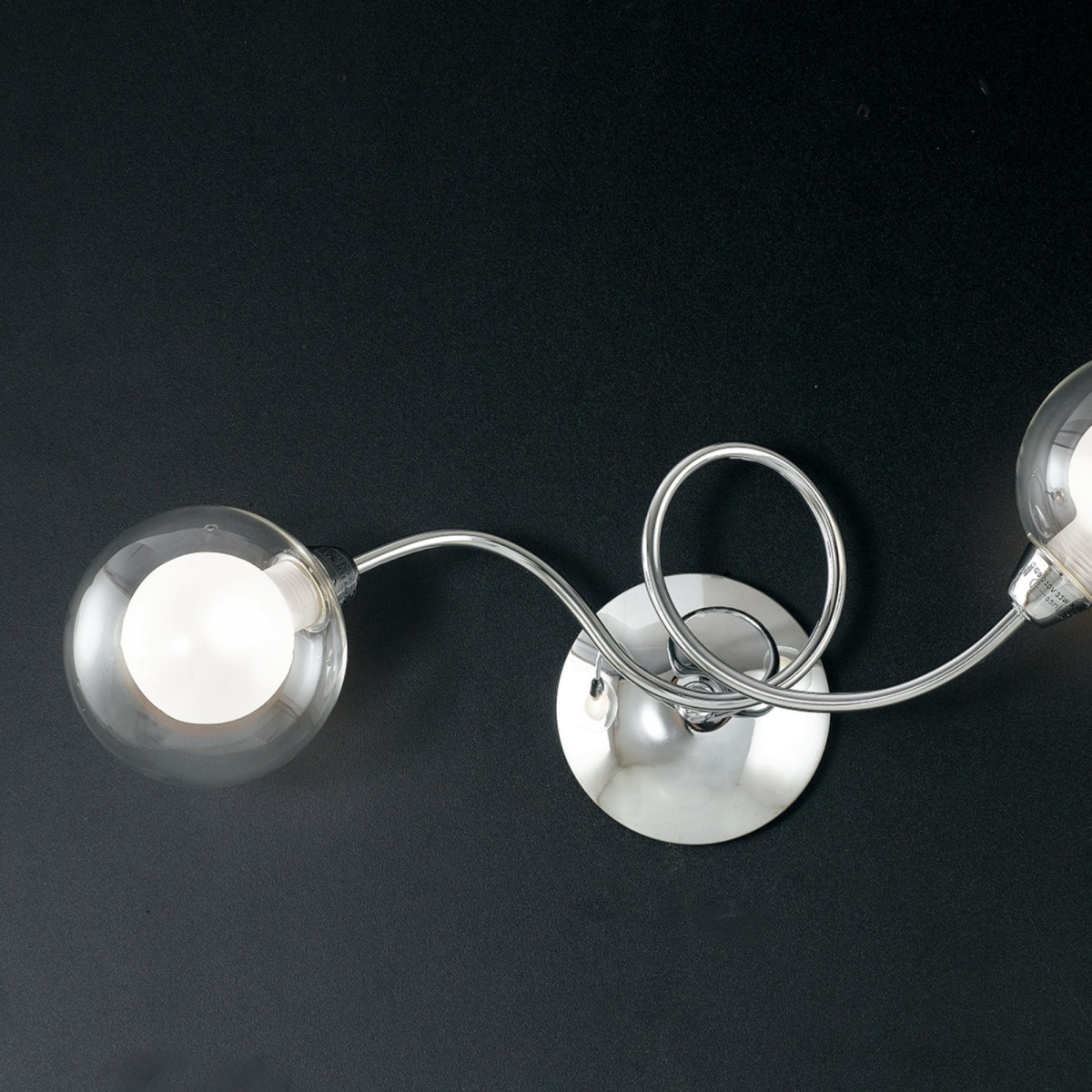 Plafonnier moderne avec finition chromée | Mondialshop