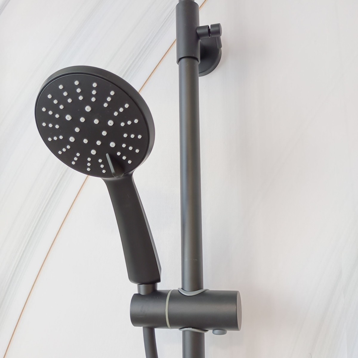 Colonne de douche noire avec mitigeur 25 ou 30 pommeau de...