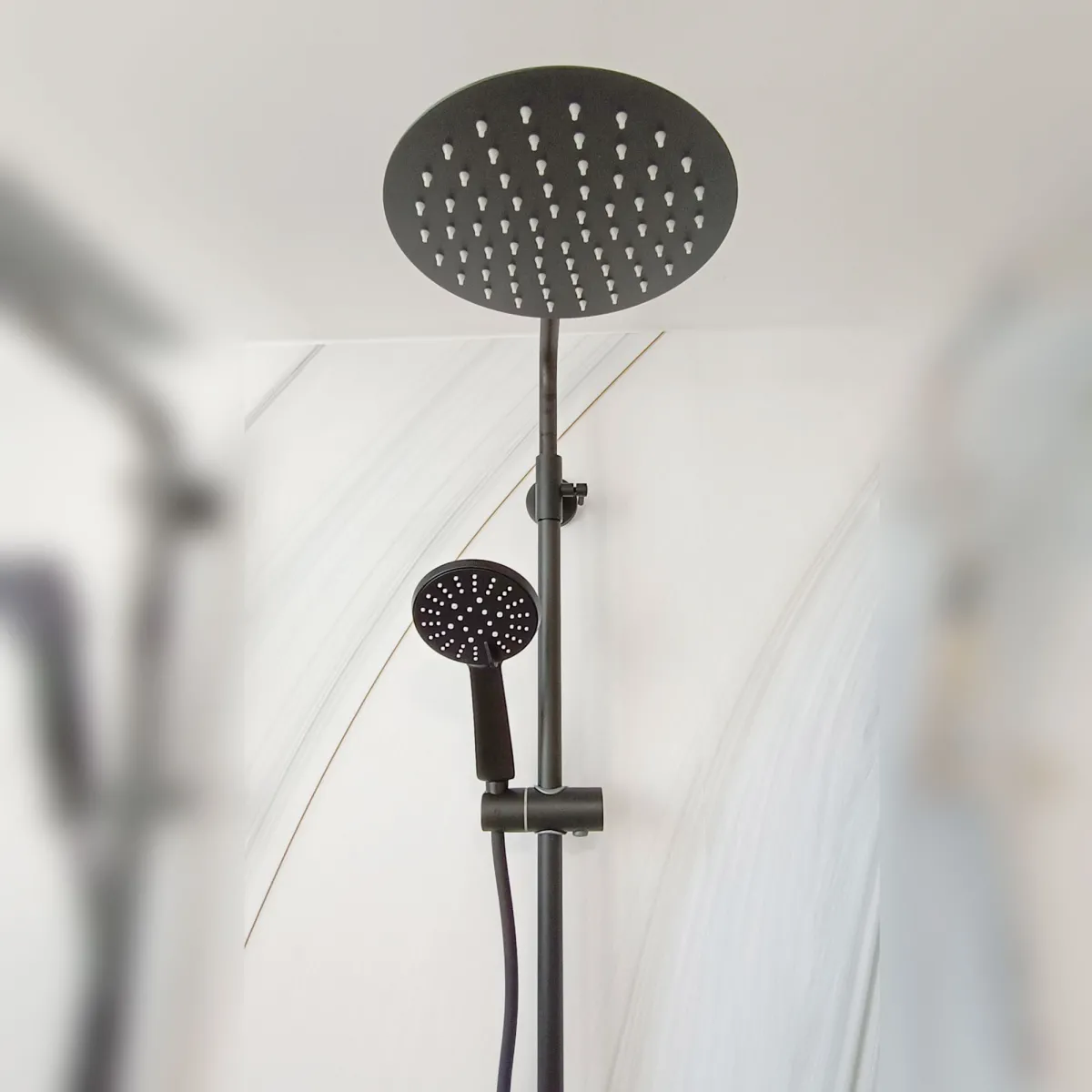 Colonne de douche noire avec mitigeur 25 ou 30 pommeau de...