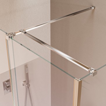 Maniglia di design e delle guarnizioni magnetiche ultra-sottili del box doccia Brenta, perfetta tenuta stagna.