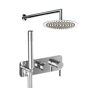 Ensemble de douche moderne avec inverseur et douchette chromée, design urbain
