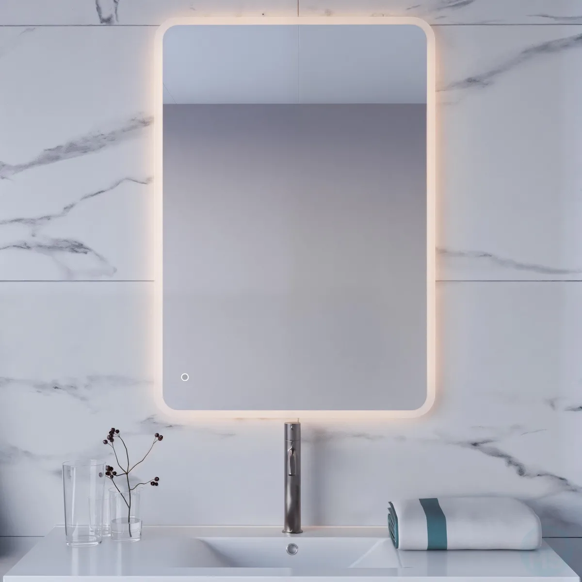 Miroir de salle de bain à écran tactile LED | Mondialshop