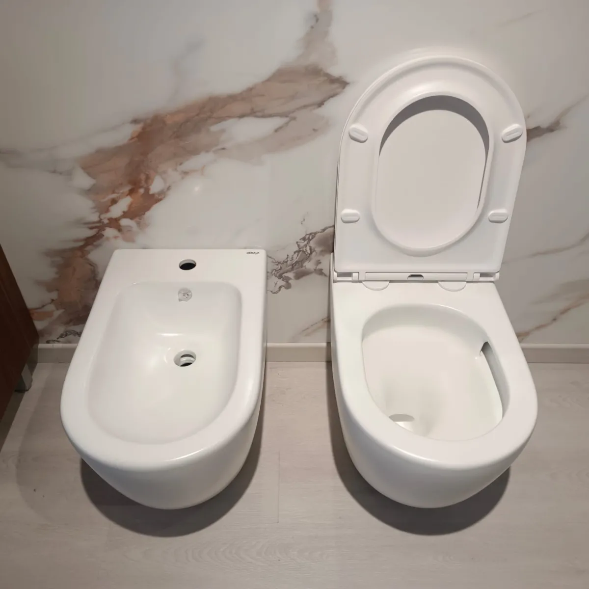 WC et bidet blanc mat avec chasse d'eau cyclonique MOON