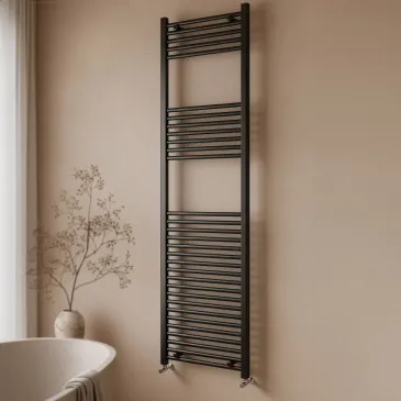 Mattschwarzer Handtuchwärmer, Mittenabstand 45, Höhe 180, Breite 50