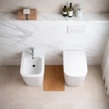 Sanitari filo muro quadrati wc e bidet | New Legend