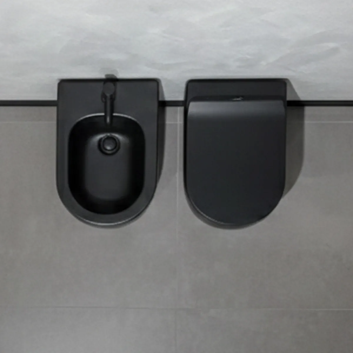 Appareils sanitaires suspendus NUVOLA noir mat avec siège...