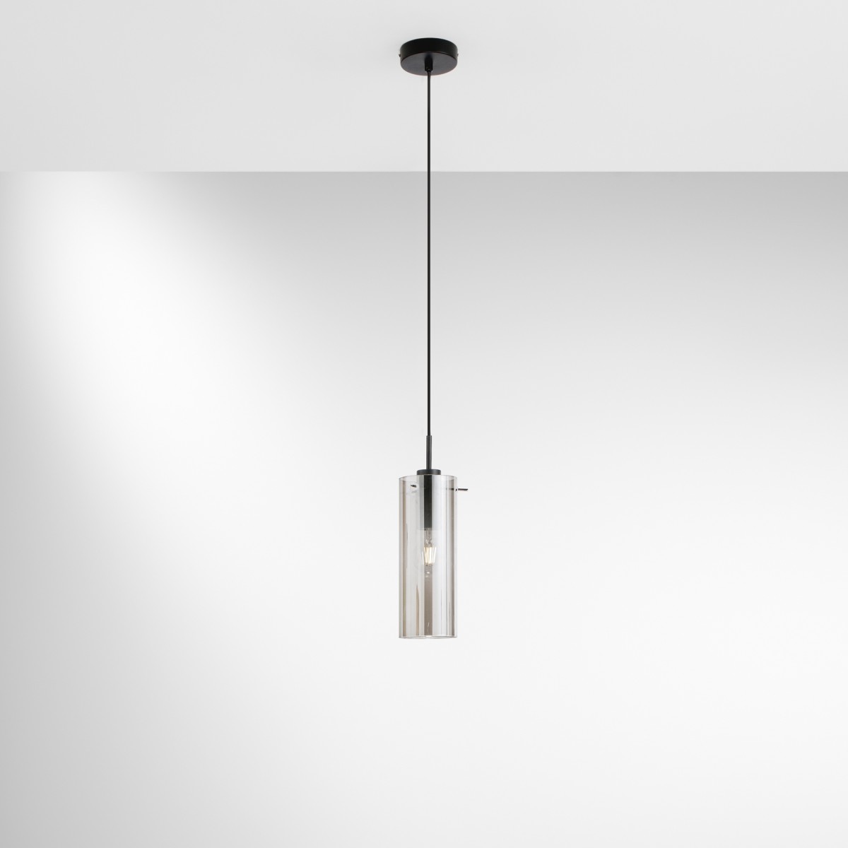 SOSPENSIONE MAGIC NERA 1XE27 10X150CM