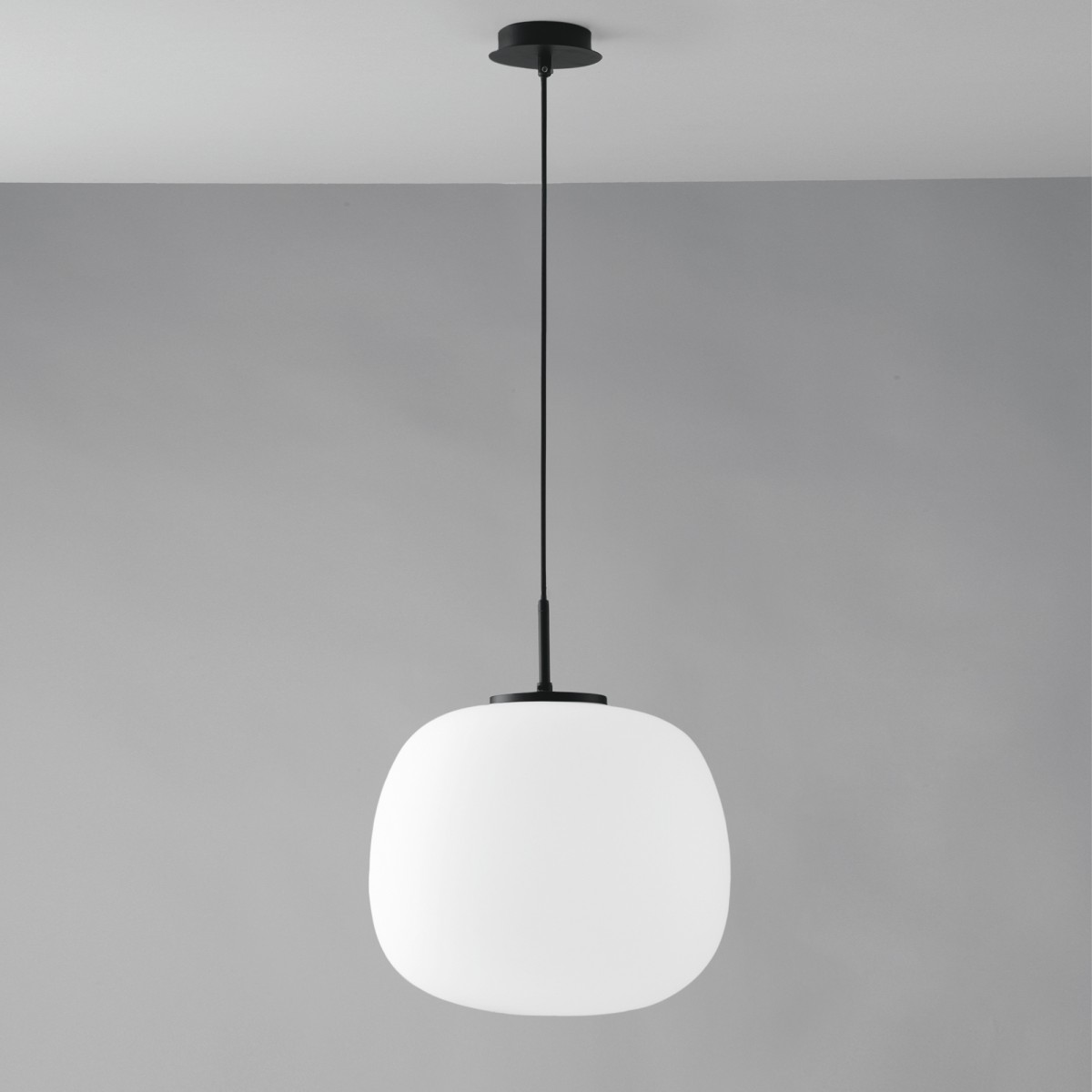 SOSPENSIONE TOLOMEO SFERICA BIANCA OPALE 1XE27 35X35X120CM