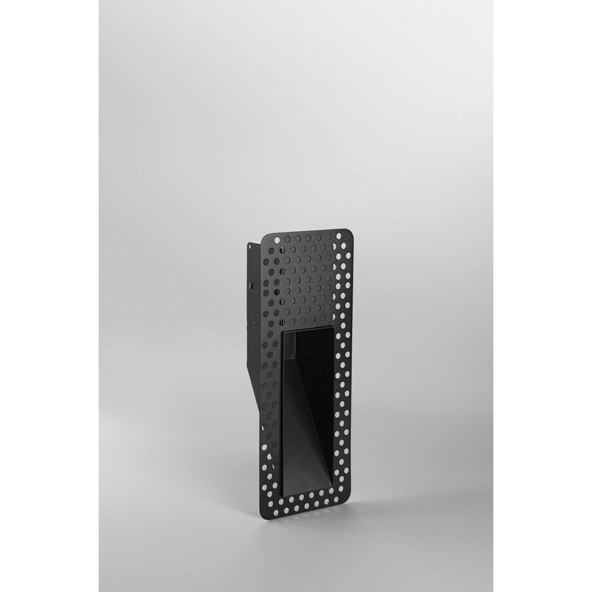 INCASSO YUREI NERO IN ACCIAIO E ALLUMINIO 238X91X61MM