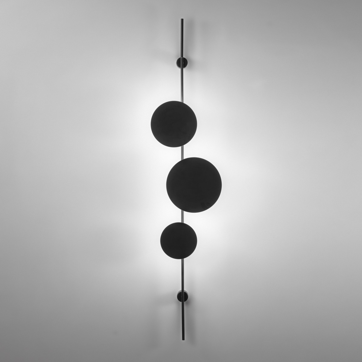 APPLIQUE LED IDOL NERA 33W 3720LM CCT 30,5X9X140CM