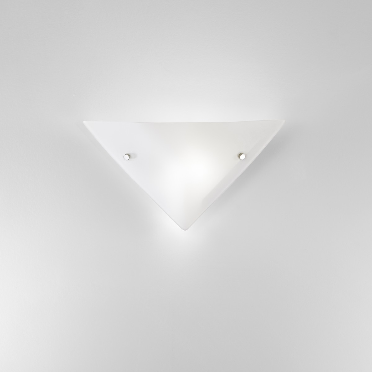 Applique da Parete Bianca Triangoalre in Vetro | Mondialshop