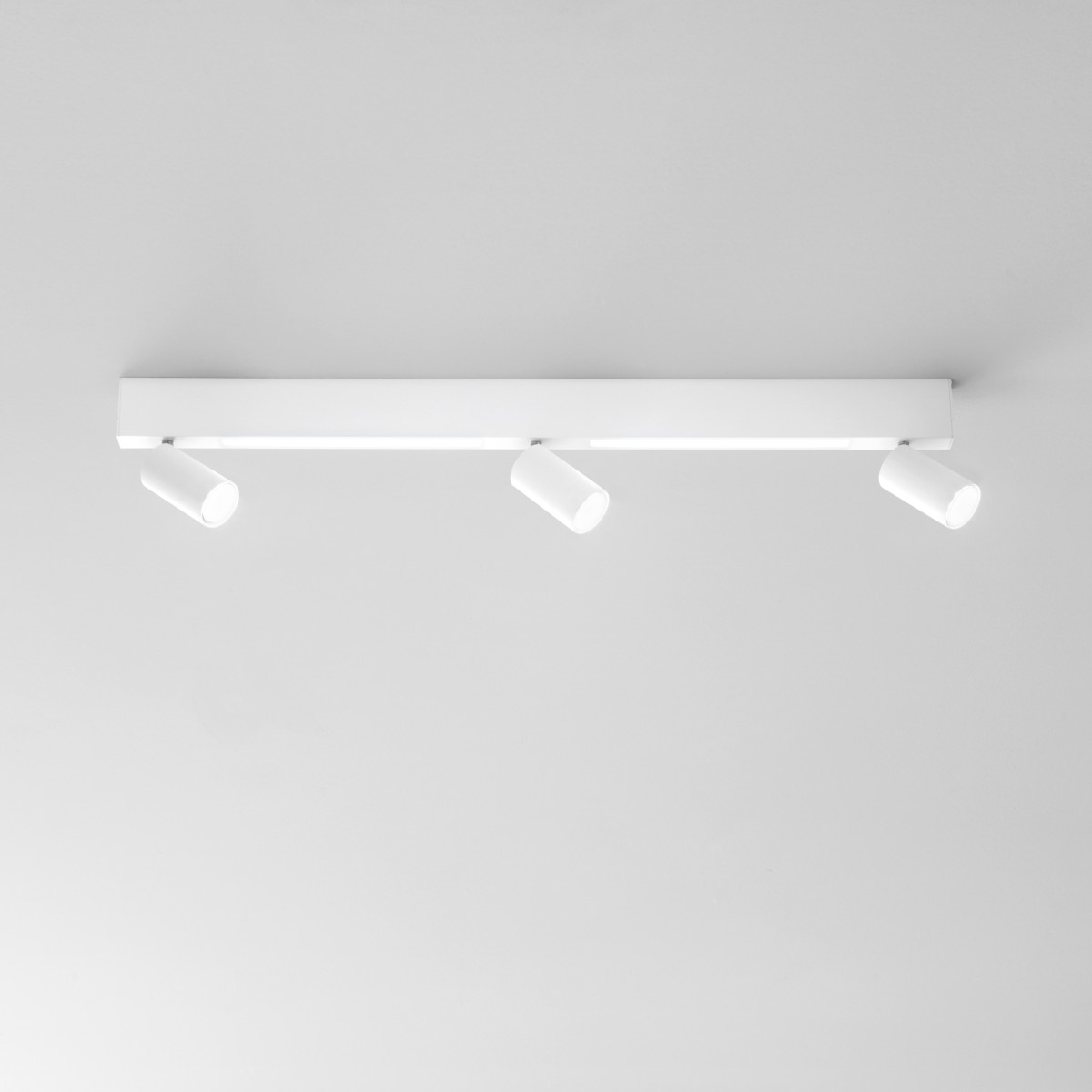 Verstellbare LED-Deckenleuchte | Mondialshop