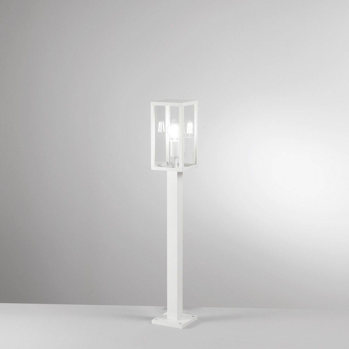 POLE MIRAGE WHITE 1XE27 IP44 13X13X86CM