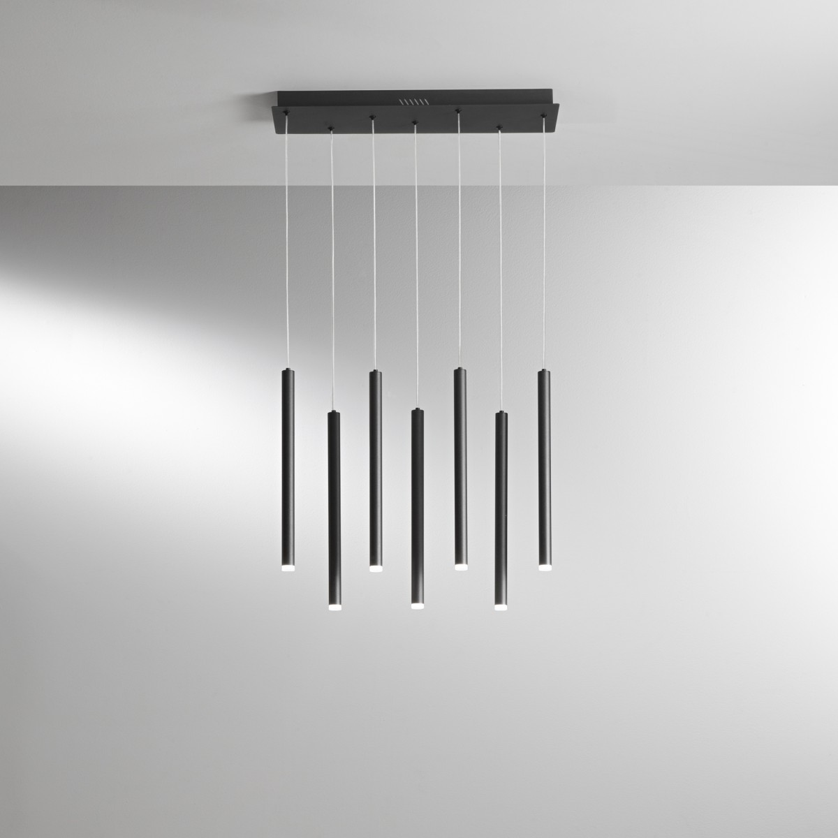 Schwarze Pype LED-Pendelleuchte, 35 W, 3290 lm...