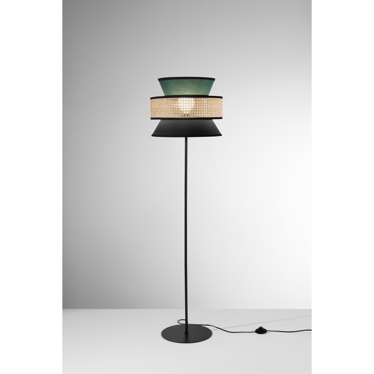 Poteau de sol pour gazebo en rotin vert, noir et naturel...