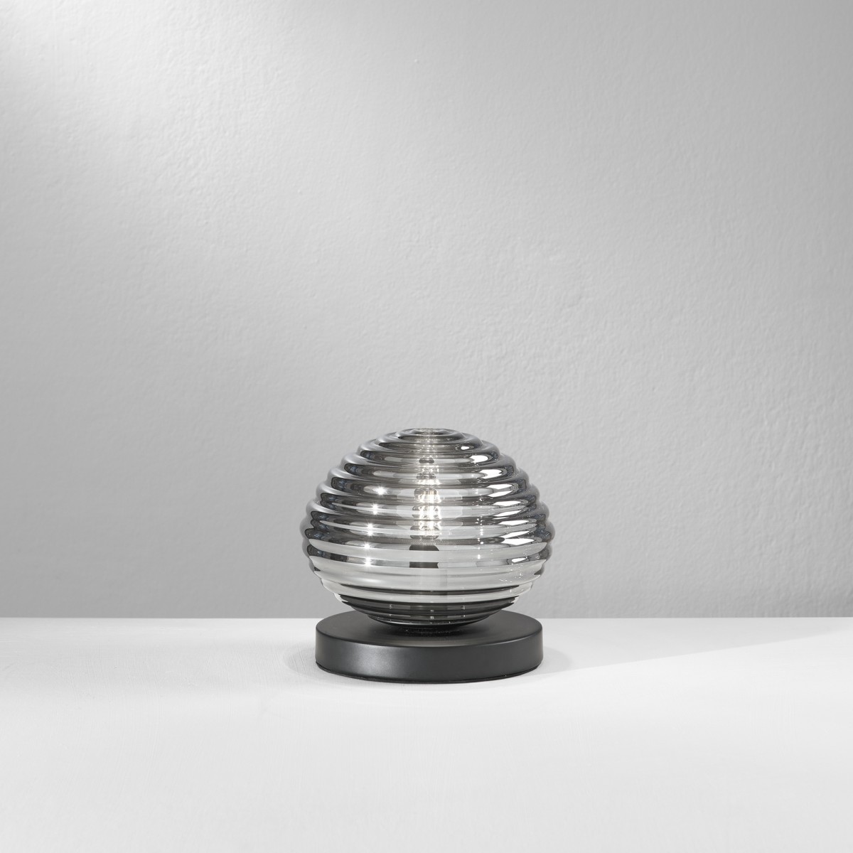 RIPPLE Tischleuchte, schwarz/chrom, 1xE27, 18x18x16,5 cm