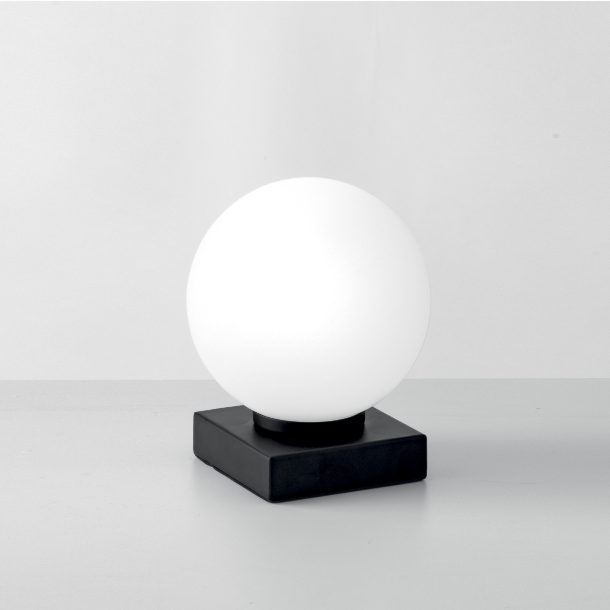 LIGHT ENOIRE SCHWARZ/OPAL 1XE14 14X14X17,5CM