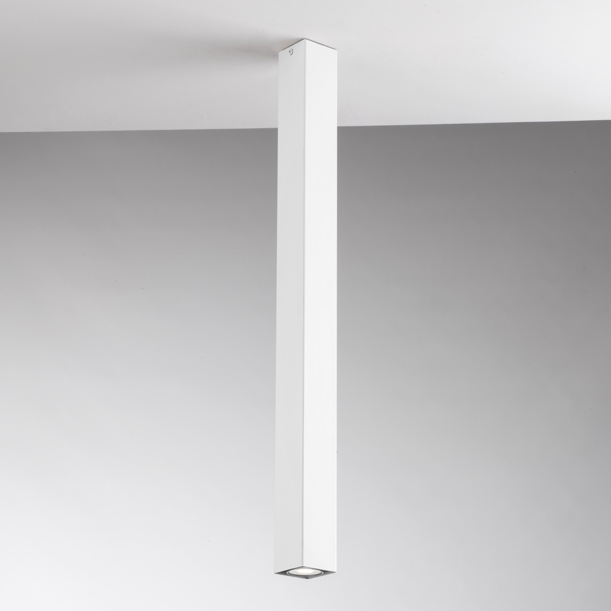 FLUKE Quadratische weiße Deckenleuchte 1xGU10 6x6x75cm
