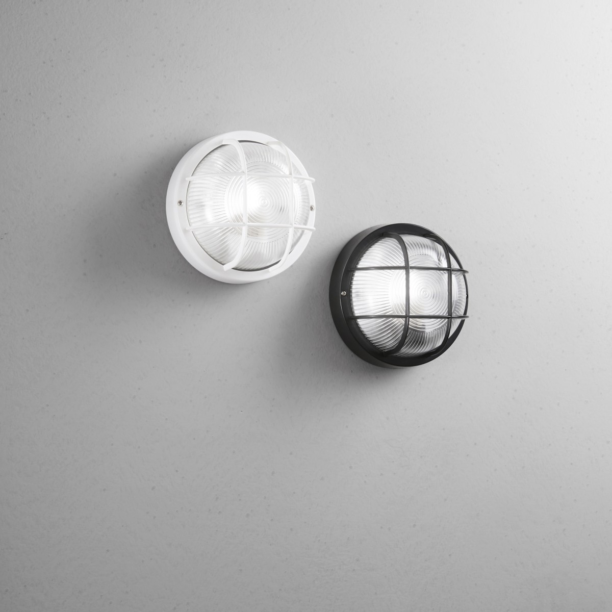 Plafonnier rond noir Turtle 1 x E27 IP54 18,5 x 10 x 5 cm