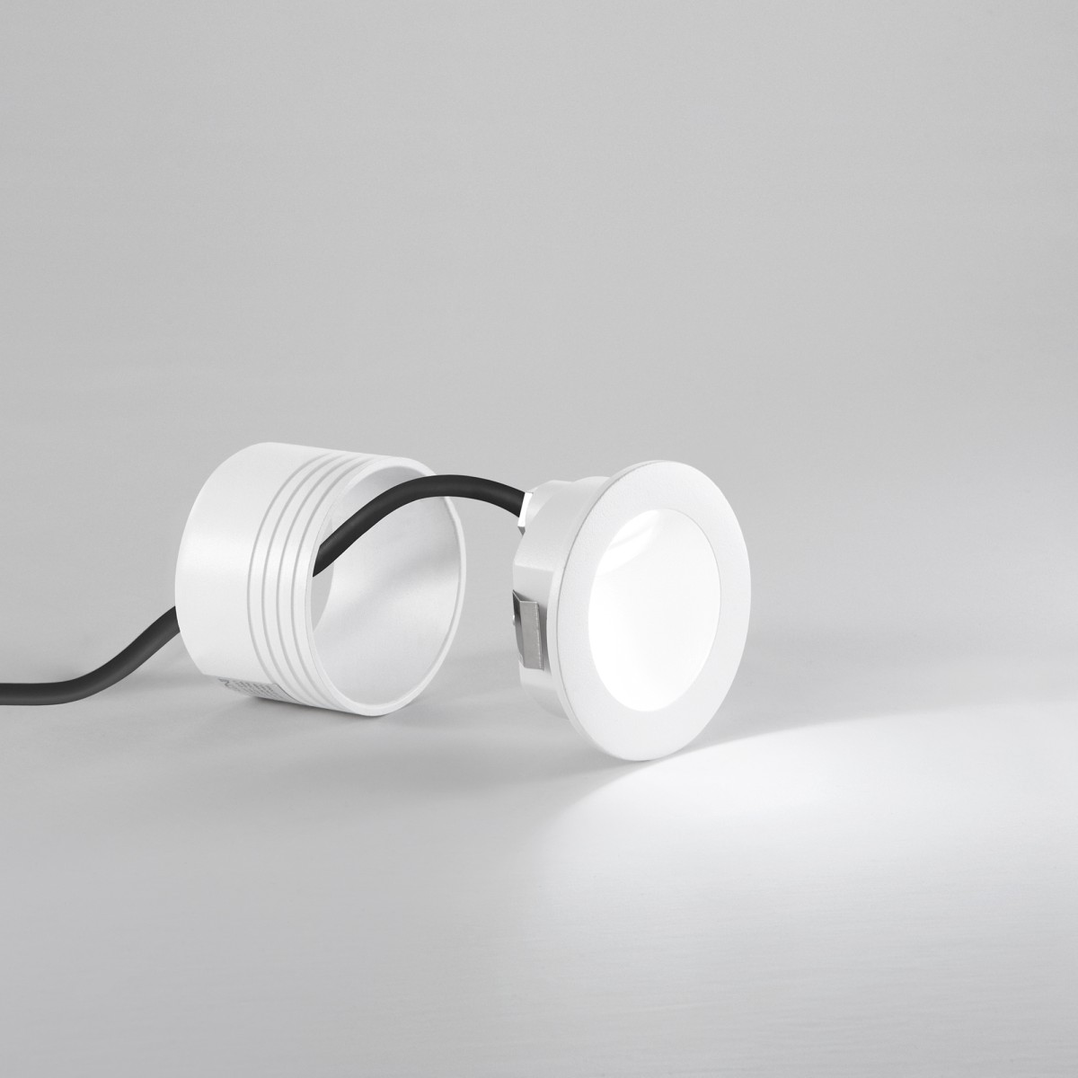 Segnapassi LED Tondo Luce Calda | Mondialshop