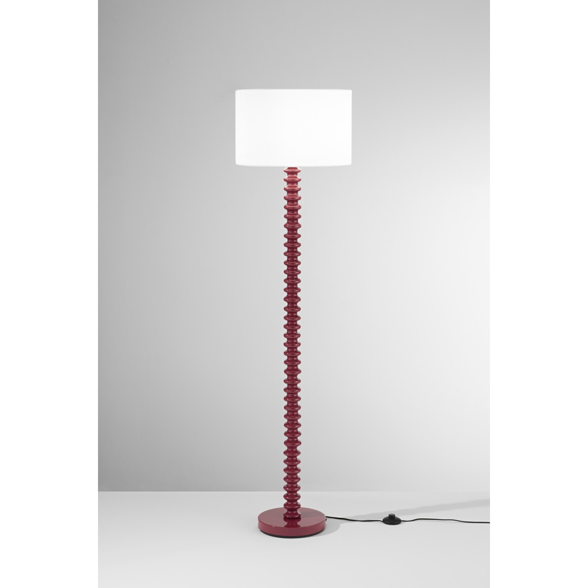 SULTAN RED Stehleuchte aus Metall und Samt, 1 x E27, 15...