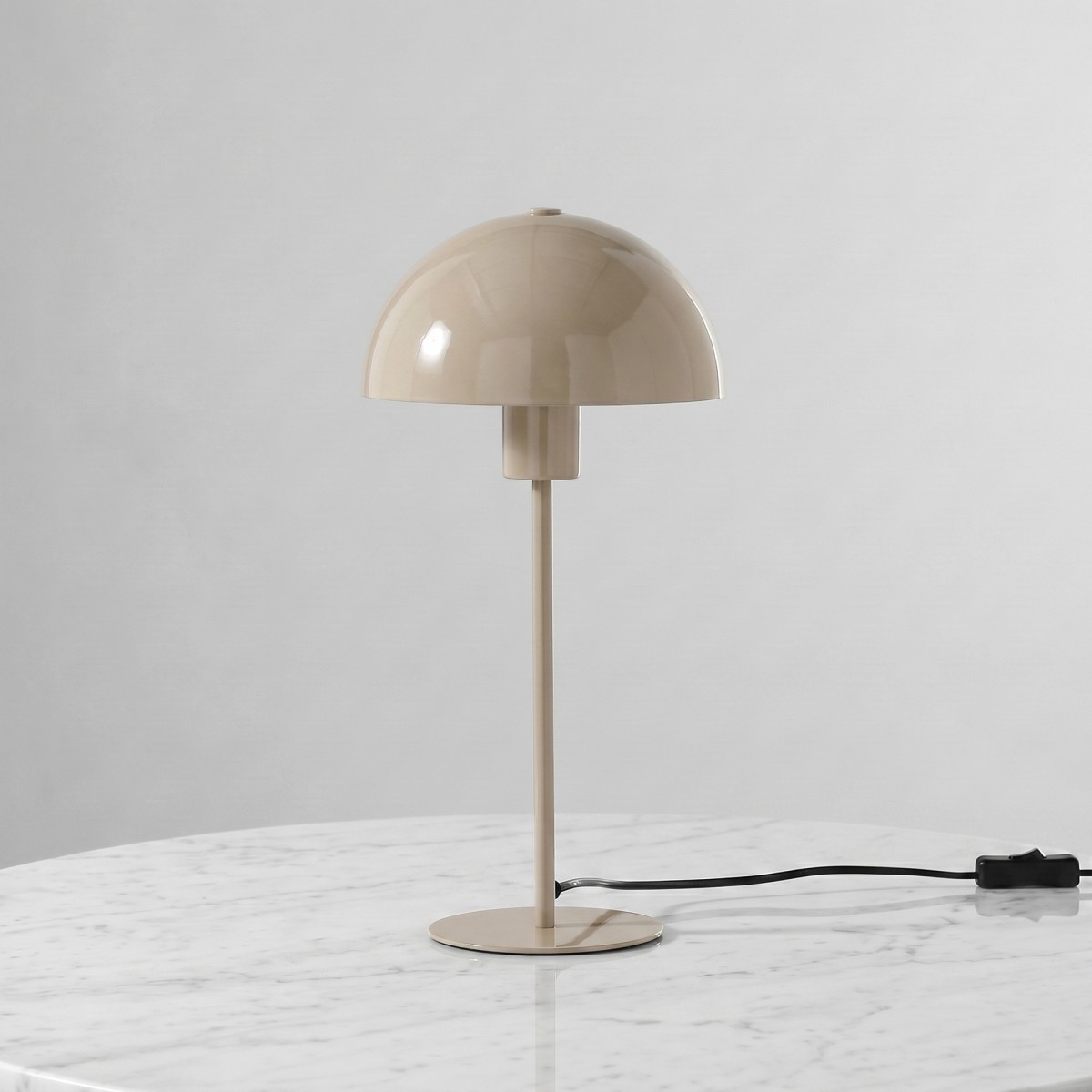 Lampe moderne E27 en métal | Mondialshop