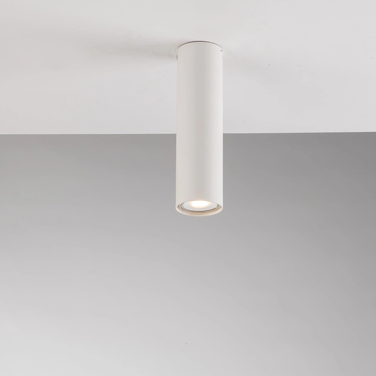 Minimalistische Röhren-Deckenleuchte GU10 | Mondialshop