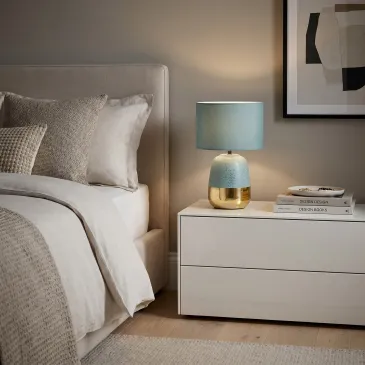 Lampada da tavolo o comodino design moderno disponibile in blu o marrone 1XE27