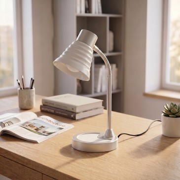 lampada orientabile moderna proposta in quattro varianti esclusive per interni dinamici