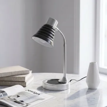 Lampada da Lettura Disponibile in 4 varianti Orientabile Lampada da Tavolo adatta a camere e uffici Moderna E14