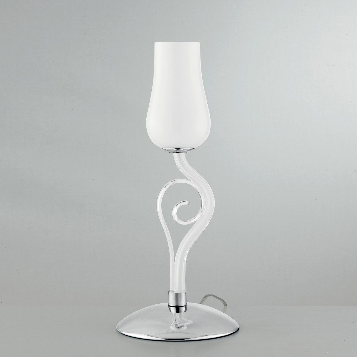 Lampe de table à motif floral blanc | Mondialshop
