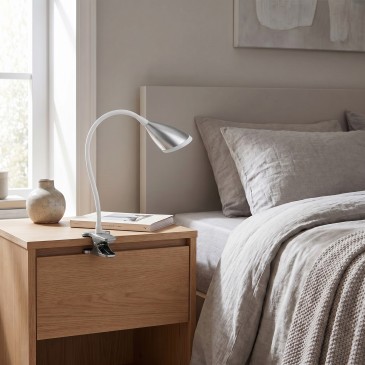 lampada da tavolo a pinza con tecnologia LED, declinata in 3 varianti per un comfort visivo superiore