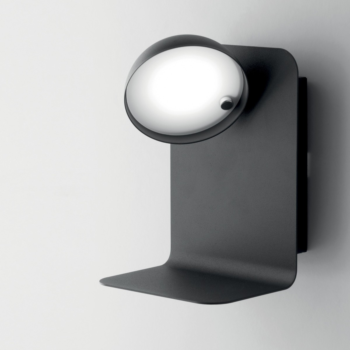 Applique LED Orientabile con USB 2A | Mondialshop