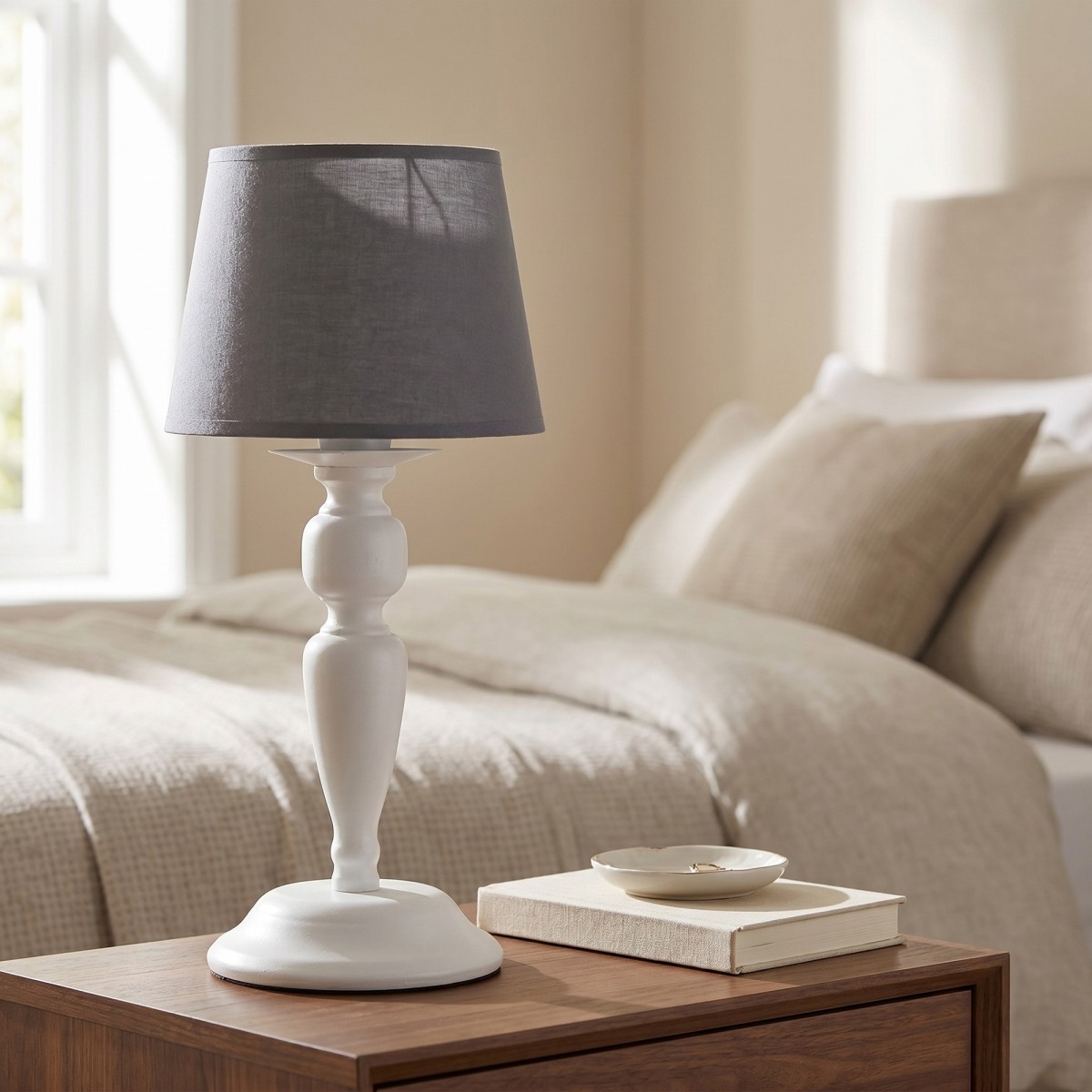 Klassische Tischleuchte in Weiß und Grau | Mondialshop
