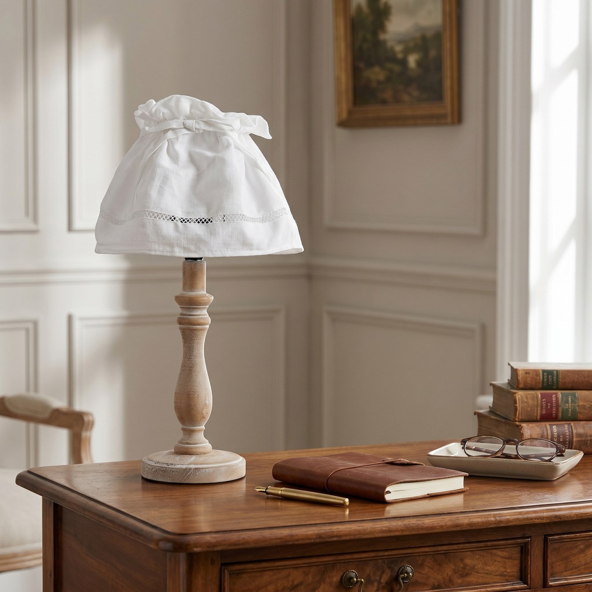 Lampe de table E14 en bois et tissu | Mondialshop