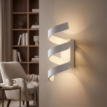 Disponibile in bianco o nero per un abbinamento perfetto con l'arredo.