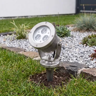 Faretto da Giardino LED RGB 9W Con picchetto alluminio impermeabile IP65