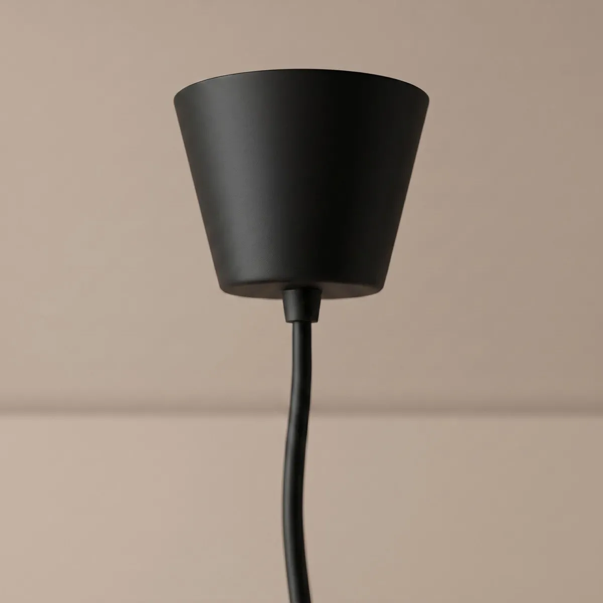 Pendente in Plastica in 3 Varianti | Mondialshop