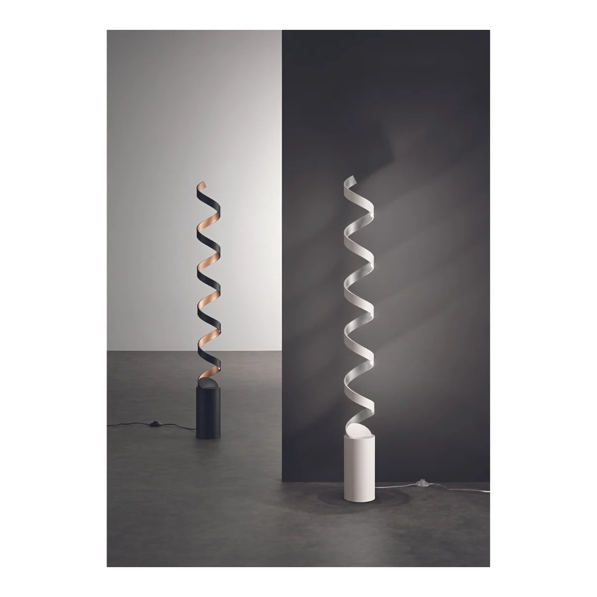 Spiral-LED-Stehleuchte in Schwarz oder Weiß | Mondialshop