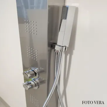 Colonne d'hydromassage thermostatique en acier inoxydable brossé diamant